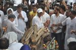 Vindu Dara Singh at Dara Singh funeral in Mumbai on 12th July 2012 (140).JPG