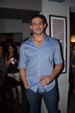Arunoday Singh at Costa_s 100 cafe launch in Bandra, Mumbai  on 14th July 2012 (22).JPG