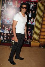 Karnvir Bohra at the 5th Boroplus Gold Awards in Filmcity, Mumbai on 14th July 2012.jpg