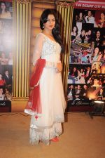 Kavita Kaushik at the 5th Boroplus Gold Awards in Filmcity, Mumbai on 14th July 2012 (67).JPG