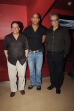 Anup Jalota, Aditya Raj Kapoor at Chalo Driver film premiere in PVR, Mumbai on 16th July 2012 (164).JPG