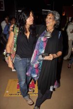 Dolly Thakore, Niharika Khan at The Dark Knight Rises premiere in PVR, Mumbai on 18th July 2012 (256).JPG