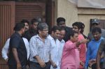 Salman Khan visit Rajesh Khanna_s home Aashirwad in Mumbai on 18th July 2012 (91).JPG
