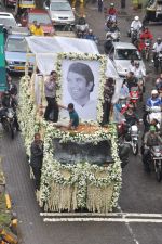 at Rajesh Khanna_s Funeral in Mumbai on 19th July 2012 (101).JPG
