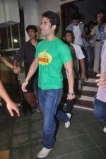 Tusshar Kapoor at Kya Super Cool Hain Hum promotions in NM College, Mumbai on 21st July 2012 (121).JPG