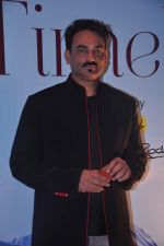 Wendell Rodericks at the launch of Lakme Timeless collection  in Taj Land_s End on 24th July 2012 (15).JPG