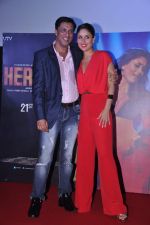 Kareena Kapoor, Madhur Bhandarkar at Heroine Film First look in Cinemax, Mumbai on 25th July 2012 (48).JPG