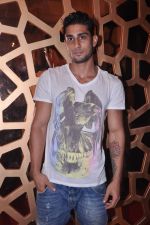 Prateik Babbar at Ave 29 Event Gallery Opening in Hughes Road on 27th July 2012 (165).JPG