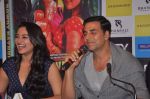 Akshay Kumar, Sonakshi Sinha at Rowdy Rathore DVD launch in Crossword, Mumbai on 28th July 2012 (121).JPG