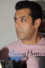 Salman Khan on the sets of Lil Masters in Famous,Mumbai on 30th July 2012 (19).JPG