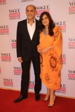  at Vogue Beauty Awards in Mumbai on 1st Aug 2012 (225).JPG