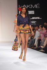 Model walk the ramp for Pia Pauro show at Lakme Fashion Week Day 1 on 3rd Aug 2012 (164).JPG