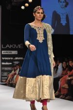 Model walk the ramp for nandita thirani and payal singhal show at Lakme Fashion Week Day 1 on 3rd Aug 2012 (66).JPG