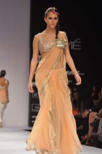 Model walk the ramp for nandita thirani and payal singhal show at Lakme Fashion Week Day 1 on 3rd Aug 2012 (69).JPG