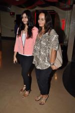 Soni Razdan at Student of the Year first look in PVR on 2nd Aug 2012 (201).JPG