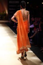 Model walk the ramp for Pallavi Jaikishan show at Lakme Fashion Week Day 1 on 3rd Aug 2012 (103).JPG