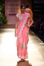 Model walk the ramp for Pallavi Jaikishan show at Lakme Fashion Week Day 1 on 3rd Aug 2012 (110).JPG