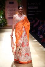 Model walk the ramp for Pallavi Jaikishan show at Lakme Fashion Week Day 1 on 3rd Aug 2012 (135).JPG