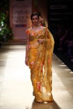 Model walk the ramp for Pallavi Jaikishan show at Lakme Fashion Week Day 1 on 3rd Aug 2012 (96).JPG