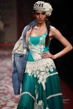 Model walk the ramp for Ritu Beri show at Lakme Fashion Week Day 1 on 3rd Aug 2012 (85).JPG