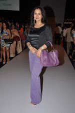 poonam Dhillon at Lakme Fashion Week Day 1 on 3rd Aug 2012_1 (194).JPG