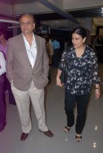  at Bina Aziz Merc launch in Mumbai on 4th Aug 2012 (20).JPG