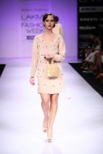 Model walk the ramp for Komal Sood, Pernia Qureshi show at Lakme Fashion Week Day 2 on 4th Aug 2012 (146).JPG