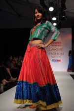 Model walk the ramp for Talent Box Swati Jain and Rivaayat show at Lakme Fashion Week Day 3 on 5th Aug 2012 (47).JPG