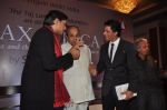 Shahrukh Khan at the launch of Shashi Tharoor book Pax Indica in Taj Land_s Land,Mumbai on 4th Aug 2012 (49).JPG
