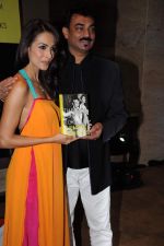 Malaika Arora Khan at wendell Rodericks book launch on 7th Aug 2012 (65).JPG