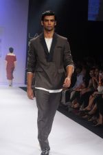 Model walk the ramp for Bodice show at Lakme Fashion Week 2012 Day 5 in Grand Hyatt on 7th Aug 2012 (91).JPG