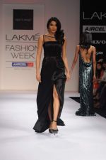 Model walk the ramp for Rajat Tangri show at Lakme Fashion Week 2012 Day 5 in Grand Hyatt on 7th Aug 2012 (51).JPG