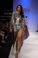 Model walk the ramp for Sailex show at Lakme Fashion Week 2012 Day 5 in Grand Hyatt on 7th Aug 2012 (93).JPG
