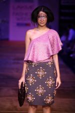 Model walk the ramp for Sanchita Ajjampur show at Lakme Fashion Week Day 4 on 6th Aug 2 (42).JPG