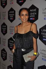 Suchitra pillai at Neeta Lulla show at Lakme Fashion Week 2012 Day 5 in Grand Hyatt on 7th Aug 2012,1 (116).JPG