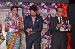 Imran Khan,Sonam Kapoor grace the launch of Star Week magazine_s anniversary cover in Mumbai on 8th Aug 2012 (48).JPG