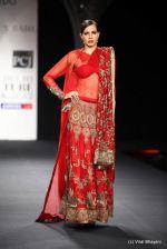 Model walk the ramp fo Varun Bahl Show at PCJ Delhi Couture Week day 1 on 8th Aug 2012 (247).JPG