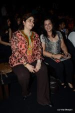 at PCJ Delhi Couture Week day 1 on 8th Aug 2012 (174).JPG
