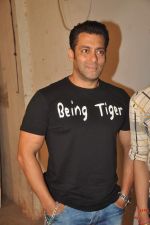 Salman Khan interview for Ek Tha Tiger in Mumbai on 9th Aug 2012 (17).JPG