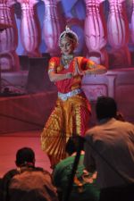 Esha Deol at Dahi Handi events in Mumbai on 10th Aug 2012 (49).JPG