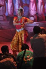 Esha Deol at Dahi Handi events in Mumbai on 10th Aug 2012 (50).JPG