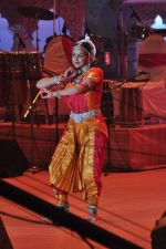 Esha Deol at Dahi Handi events in Mumbai on 10th Aug 2012 (51).JPG
