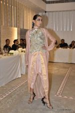 Model walk the ramp for Anamika Khanna show at PCJ Delhi Couture Week on 9th Aug 2012 (226).JPG