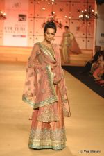 Model walk the ramp for Ashima Leena show at PCJ Delhi Couture Week on 9th Aug 2012 (112).JPG