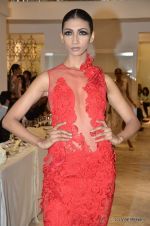 Model walk the ramp for Gaurav Gupta show at PCJ Delhi Couture Week on 9th Aug 2012 (111).JPG