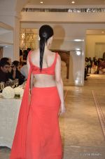 Model walk the ramp for Gaurav Gupta show at PCJ Delhi Couture Week on 9th Aug 2012 (58).JPG