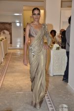 Model walk the ramp for Gaurav Gupta show at PCJ Delhi Couture Week on 9th Aug 2012 (81).JPG