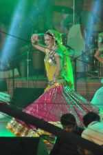 Shweta Tiwari at Dahi Handi events in Mumbai on 10th Aug 2012 (55).JPG
