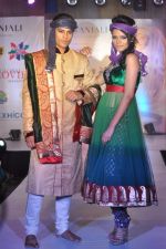 Model walks for Manali Jagtap Show at Global Magazine- Sultan Ahmed tribute fashion show on 15th Aug 2012 (196).JPG