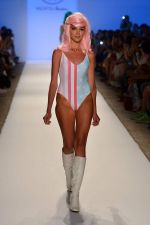 Model walks the ramp for Mercedez Benz swim fashion week on 15th Aug 2012 (176).JPG